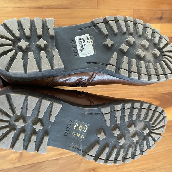 Super cute, tall, lined boots - Picture 3 of 4